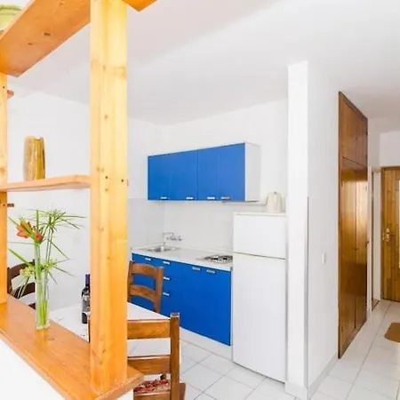 Apartment Bezek - With Sea View